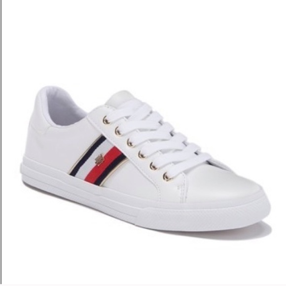 tommy hilfiger low top shoes